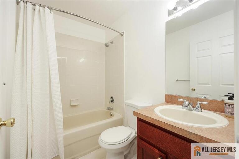 Photo 24 of 258 Pinelli Drive # 258, Piscataway NJ 08854, Piscataway, NJ