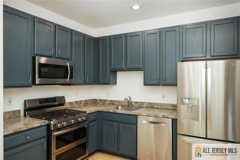 Photo 11 of 258 Pinelli Drive # 258, Piscataway NJ 08854, Piscataway, NJ