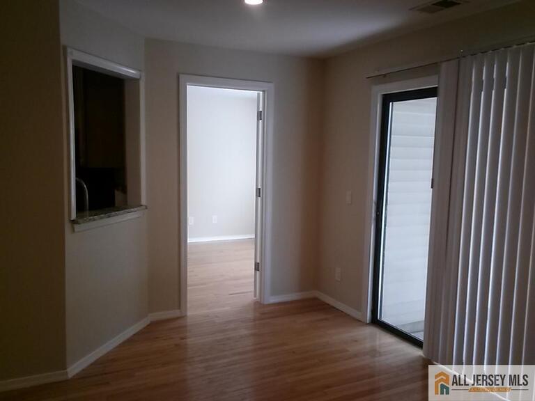 Photo 6 of 510 Sunshine Court, Sayreville NJ 08859, Sayreville, NJ