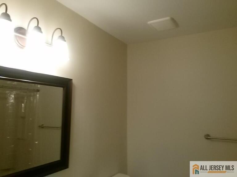 Photo 17 of 510 Sunshine Court, Sayreville NJ 08859, Sayreville, NJ