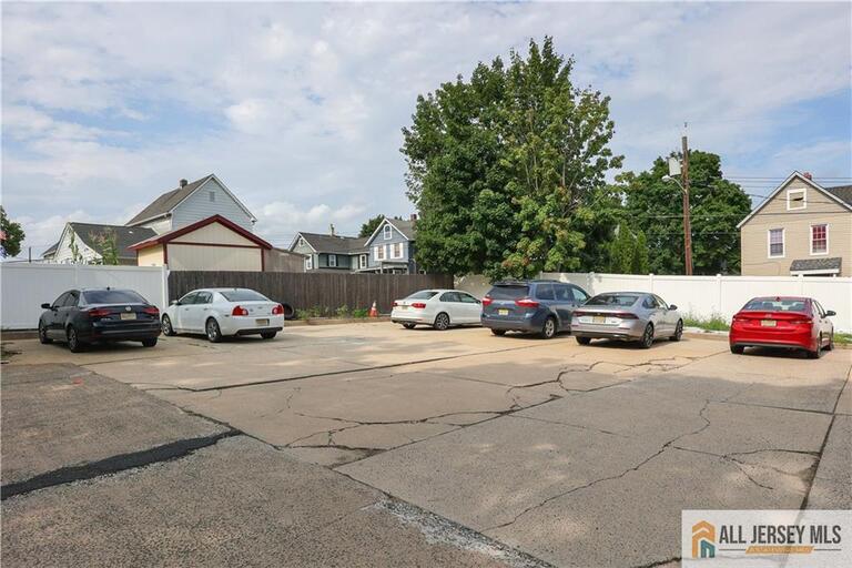 Photo 11 of 215 Washington Road, NJ 08872, , NJ