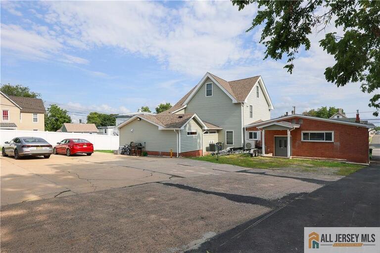 Photo 13 of 215 Washington Road, NJ 08872, , NJ