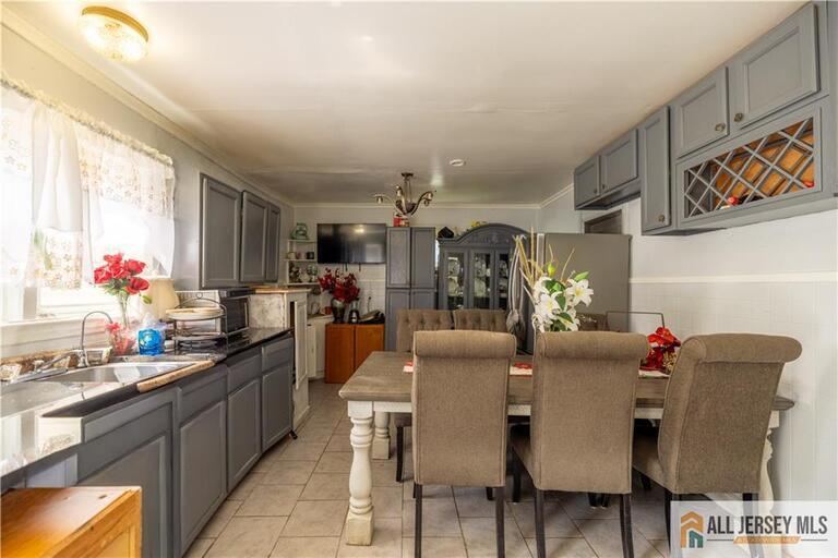 Photo 4 of 88 Hassart Street, New Brunswick NJ 08901, New Brunswick, NJ