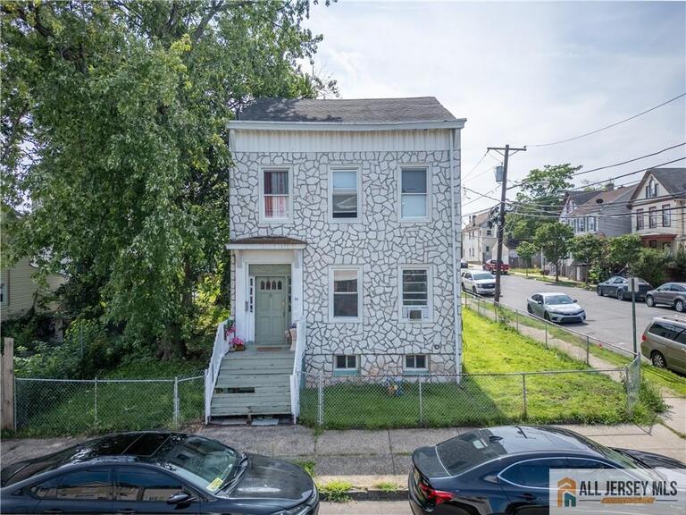Photo 23 of 88 Hassart Street, New Brunswick NJ 08901, New Brunswick, NJ