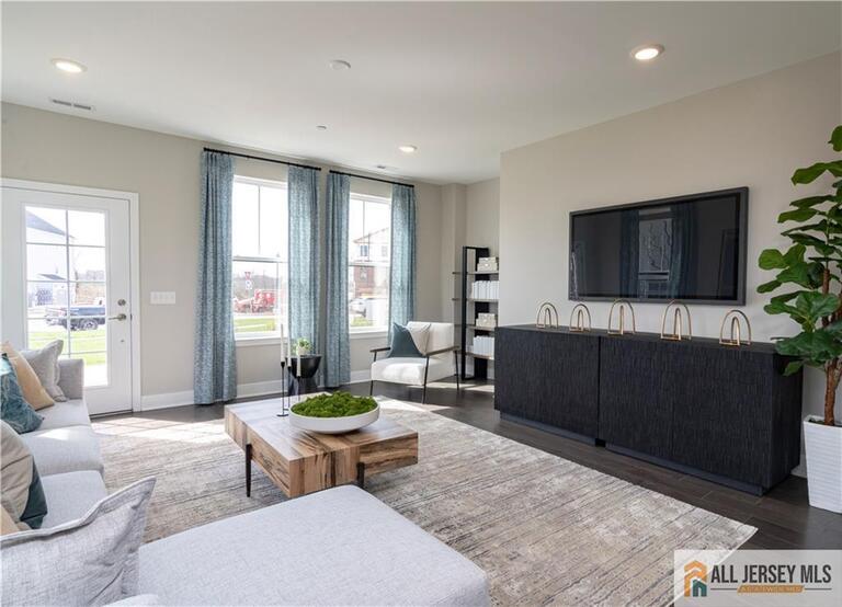 Photo 3 of 172 Leona Stewart Lane, Pennington NJ 08534, Pennington, NJ