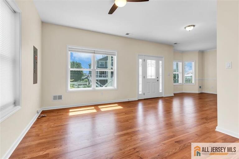 Photo 6 of 507 Edmunds Avenue, Union Beach NJ 07735, Union Beach, NJ