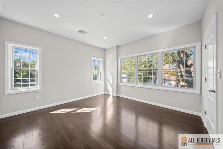 Photo 61 of 7 Mount Pleasant Avenue, Edison NJ 08820, Edison, NJ
