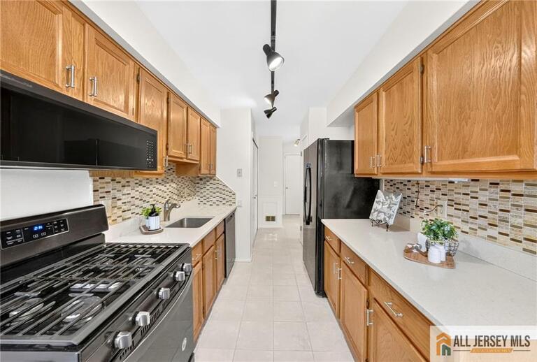 Photo 19 of 18 Estate Road, Hillsborough NJ 08844, Hillsborough, NJ