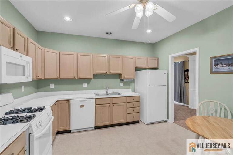 Photo 14 of 446 Bluebird Drive # 446, Monroe NJ 08831, Monroe, NJ