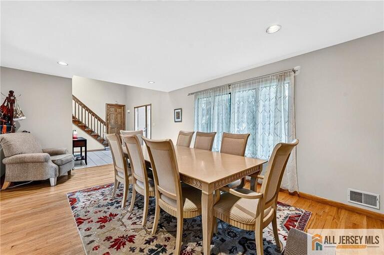 Photo 11 of 121 W Hill Road, Colonia NJ 07067, Colonia, NJ