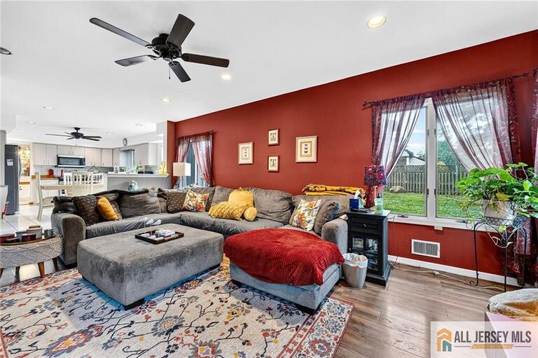 Photo 15 of 121 W Hill Road, Colonia NJ 07067, Colonia, NJ