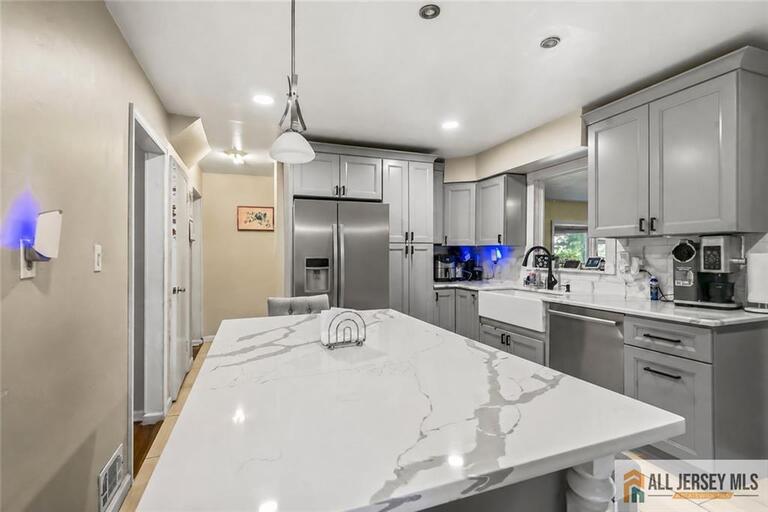 Photo 3 of 360 Sherman Road, North Brunswick NJ 08902, North Brunswick, NJ