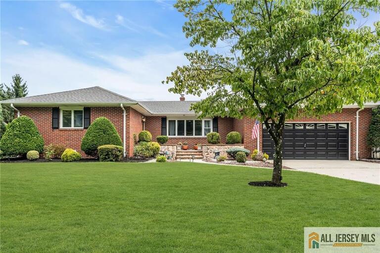 Photo 3 of 158 Hardenburg Lane, East Brunswick NJ 08816, East Brunswick, NJ