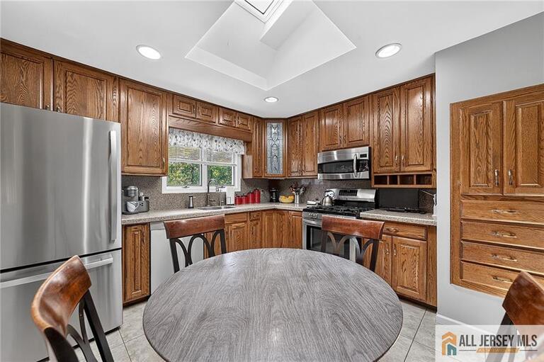 Photo 12 of 104 Pinewood Road, Howell NJ 07731, Howell, NJ