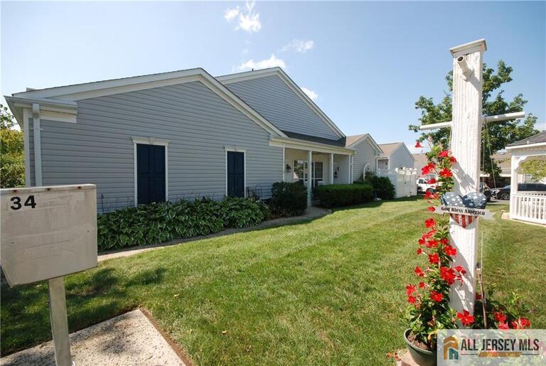 Photo 4 of 654 Bluebird Drive # 654, Monroe NJ 08831, Monroe, NJ