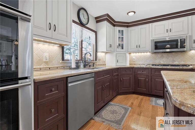 Photo 35 of 112 Tunison Road, New Brunswick NJ 08901, New Brunswick, NJ