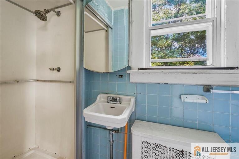 Photo 8 of 0-362-364 Alpine Street, Perth Amboy NJ 08861, Perth Amboy, NJ