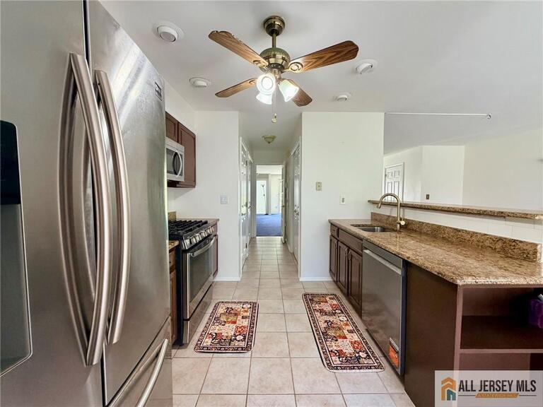 Photo 11 of 412 Plymouth Road, North Brunswick NJ 08902, North Brunswick, NJ
