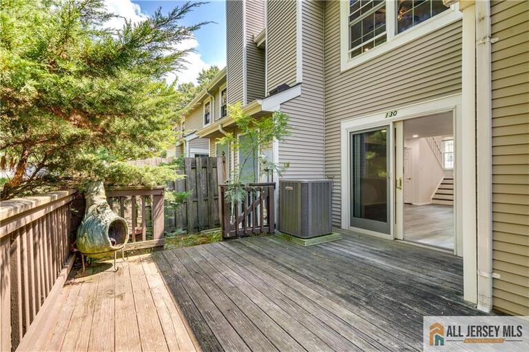 Photo 35 of 130 Winchester Way, Franklin NJ 08873, Franklin, NJ