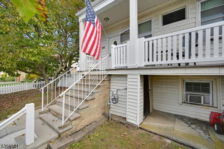 Property listing MLS 3997204 photo 5