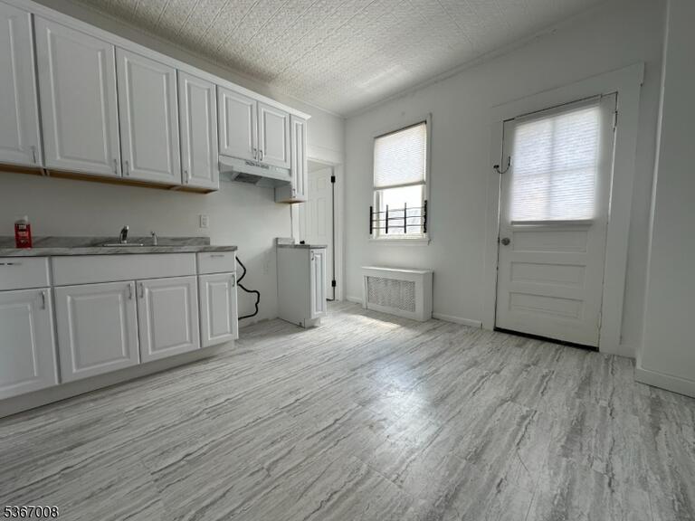 Property listing MLS 4000941 photo 1