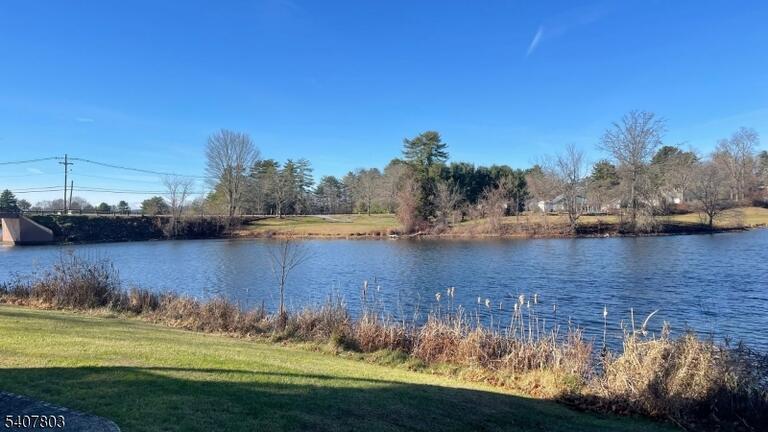 Property listing MLS 4006796 photo 8