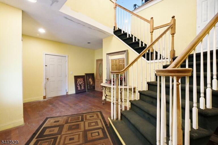 Property listing MLS 4010735 photo 12