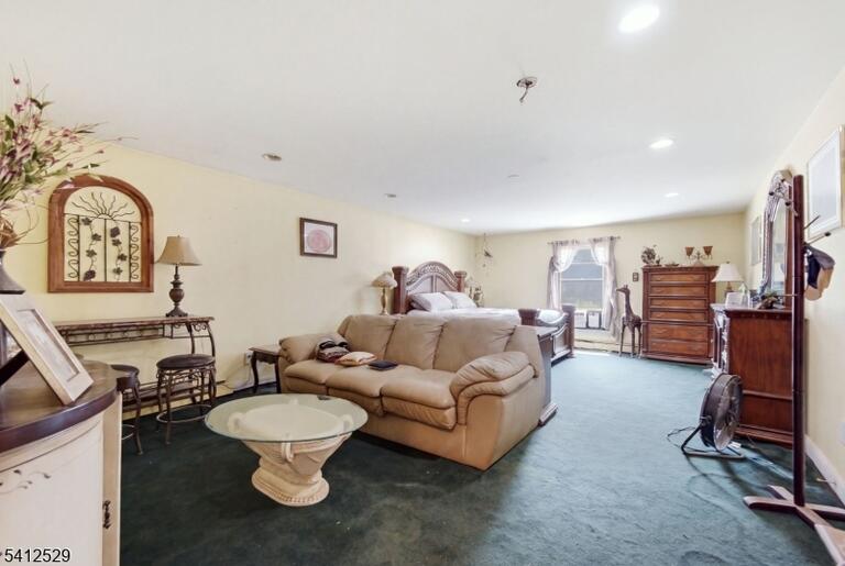 Property listing MLS 4010735 photo 37