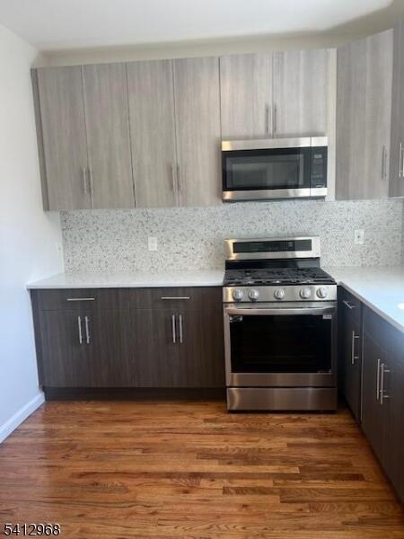 Property listing MLS 4011002 photo 15