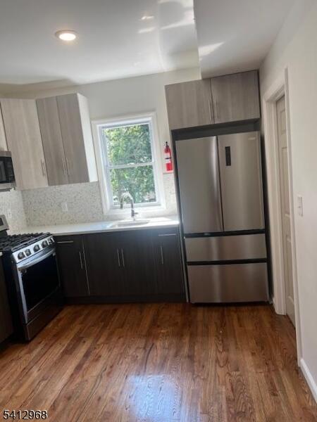 Property listing MLS 4011002 photo 16