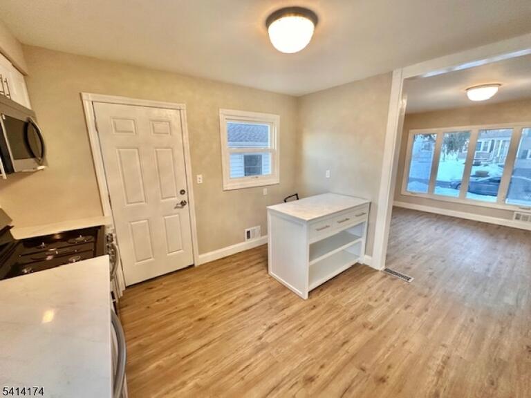 Property listing MLS 4012020 photo 11