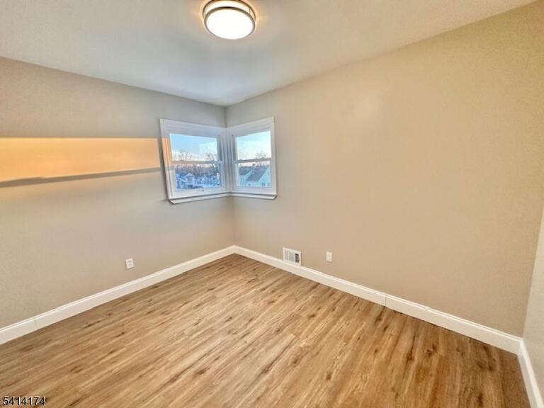 Property listing MLS 4012020 photo 21