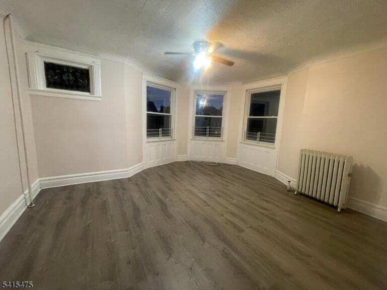 Property listing MLS 4013108 photo 2