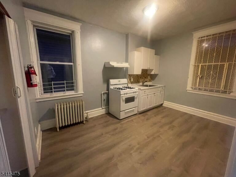 Property listing MLS 4013108 photo 3