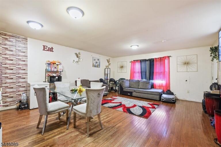 Property listing MLS 4013578 photo 18