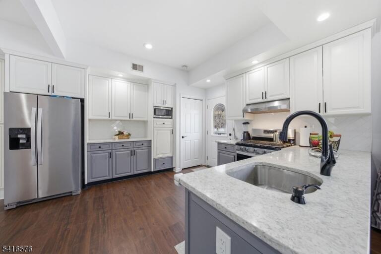 Property listing MLS 4014102 photo 6