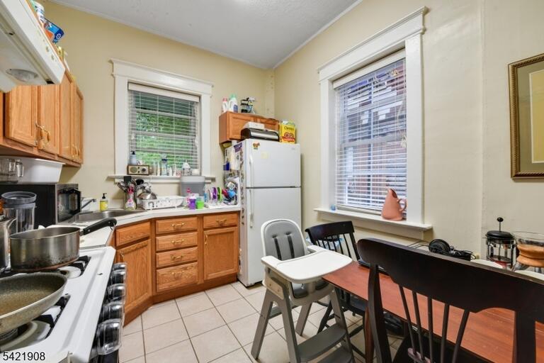 Property listing MLS 4020296 photo 9