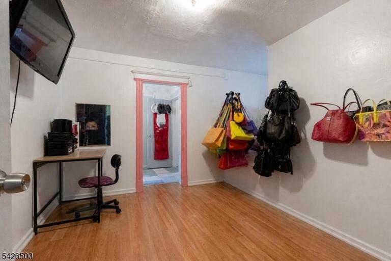 image-4022675-32.jpeg