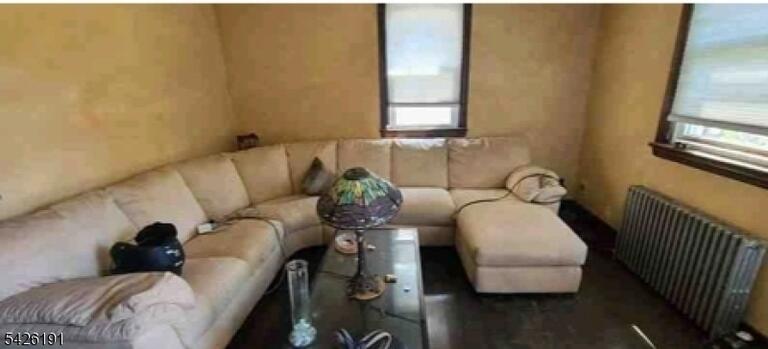 Property listing MLS 4022951 photo 4