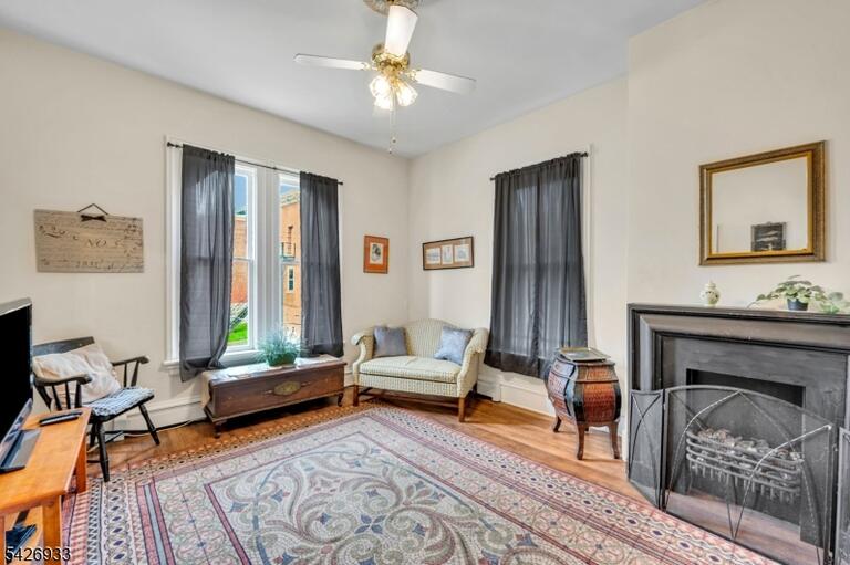 Property listing MLS 4023072 photo 10