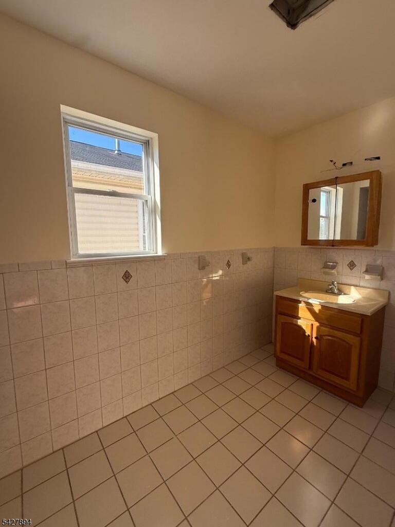 Property listing MLS 4023837 photo 11