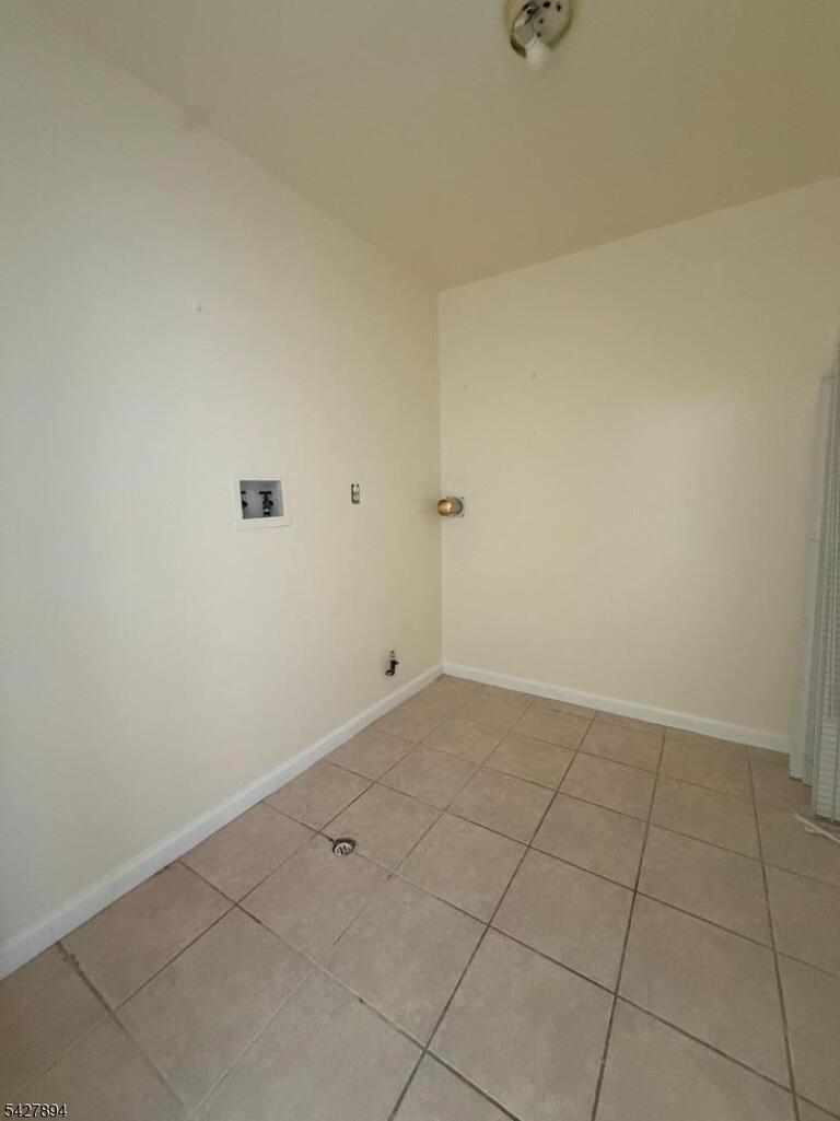 Property listing MLS 4023837 photo 12