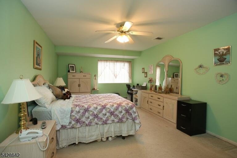 Property listing MLS 4024570 photo 13