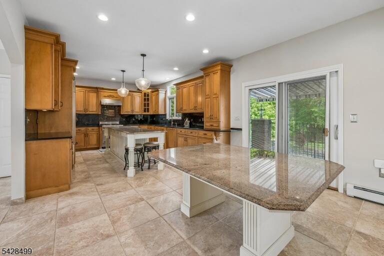 Property listing MLS 4024695 photo 11