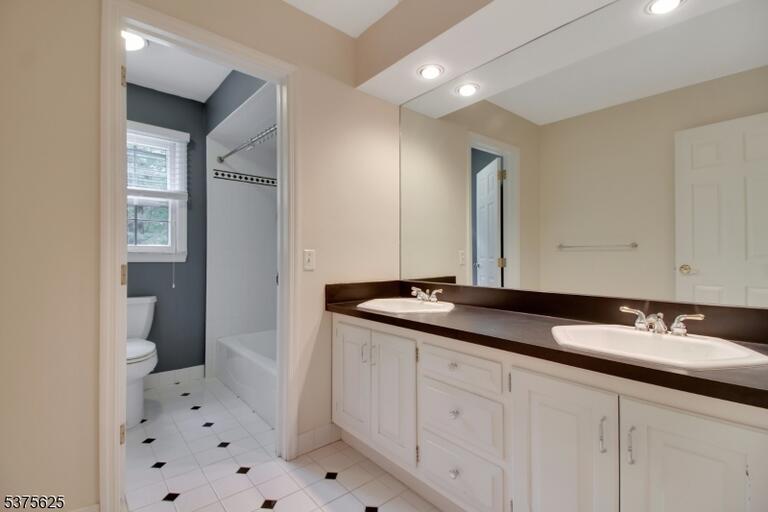 image-4024841-13.jpeg