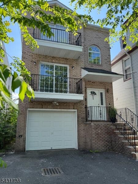 Property listing MLS 4027298 photo 1