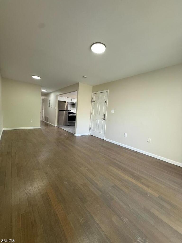 Property listing MLS 4027298 photo 3