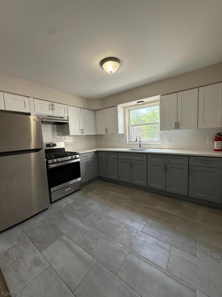 Property listing MLS 4027298 photo 4