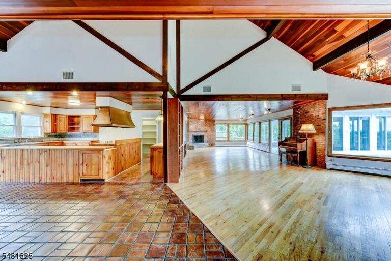 Property listing MLS 4027466 photo 6