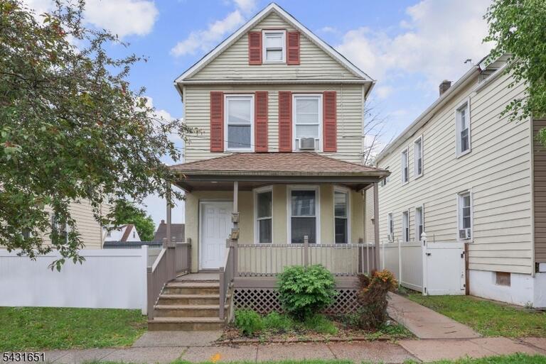 Property listing MLS 4027865 photo 2